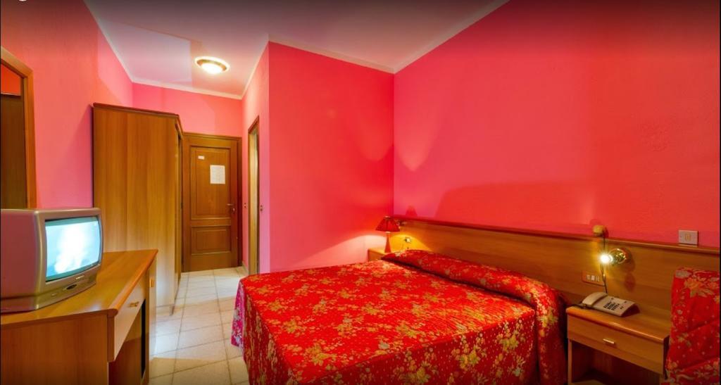 Hotel Veneriaz Нюс Экстерьер фото