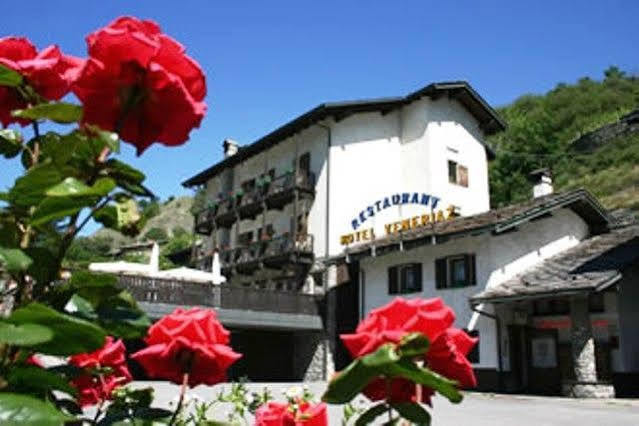 Hotel Veneriaz Нюс Экстерьер фото